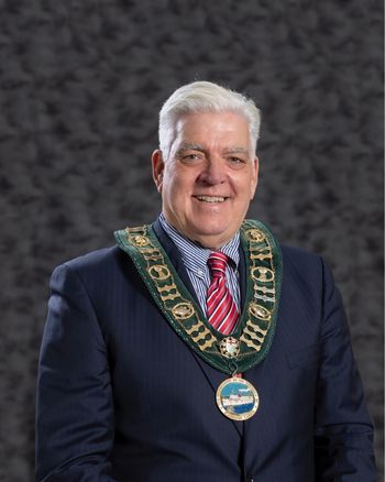 Mayor Peter Kelley